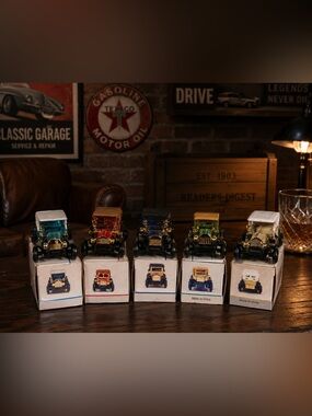 Classic Vintage Reader’s Digest Die-Cast Mini Car Set | 1:64 Scale | Boxed
